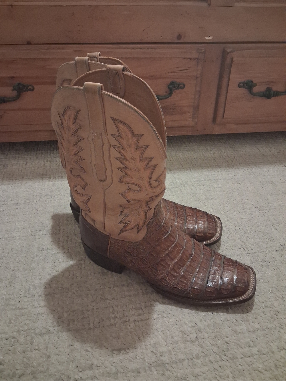 LUCHHESE CAIMAN EXOTIC BOOTS